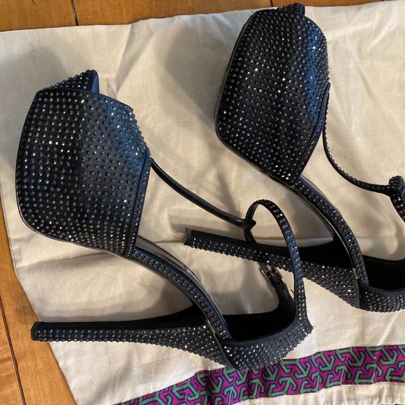 Steve Madden Platform T strap studded pumps - Picture 7 of 8